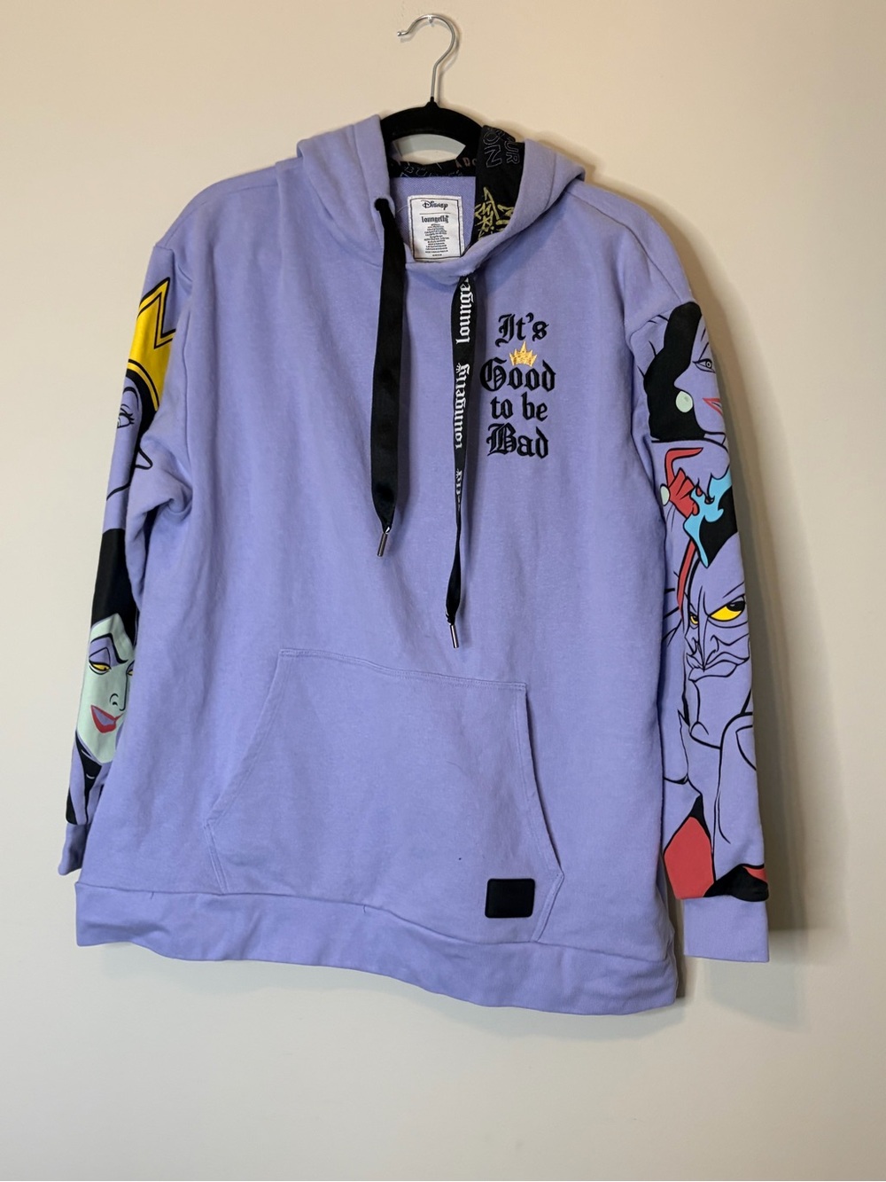 Lounge fly  Disneys Villan club “It's Good to be Bad"purple Graphic Hoodie Small